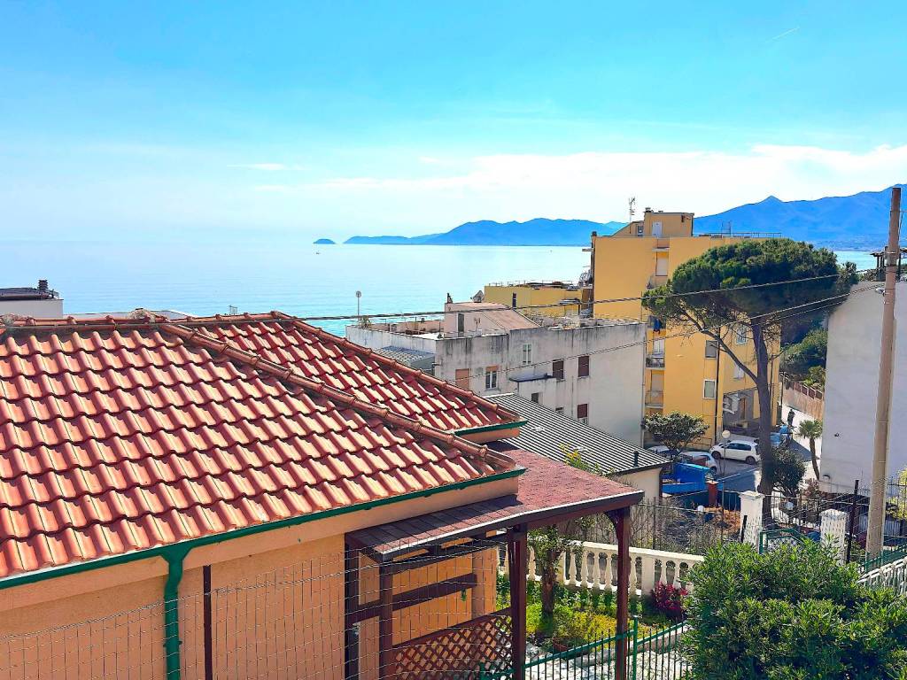 Villa a Borgio verezzi in Via Nazario Sauro, 13 - Foto 4