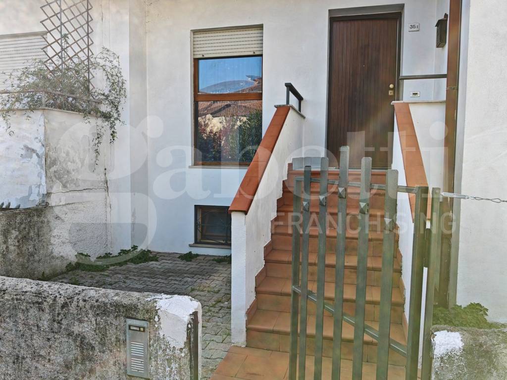Casa indipendente a Venafro in Via Colonia Giulia, 35 - Foto 3