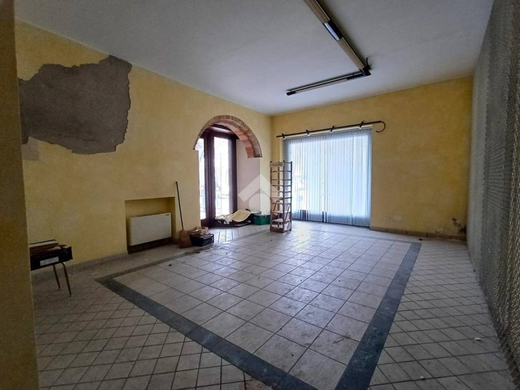 Immobile a Ceva in PIAZZA VITTORIO EMANUELE, 10 - Foto 4