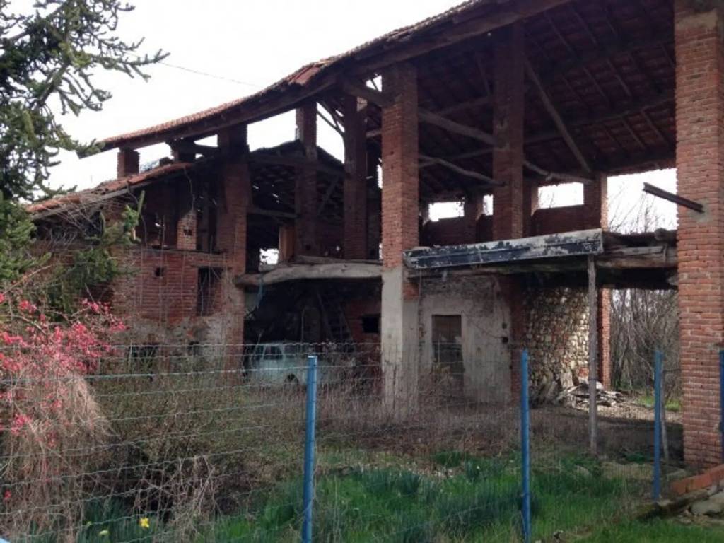 Villa a Suno in Via Madonna Della Neve, 19 - Foto 5