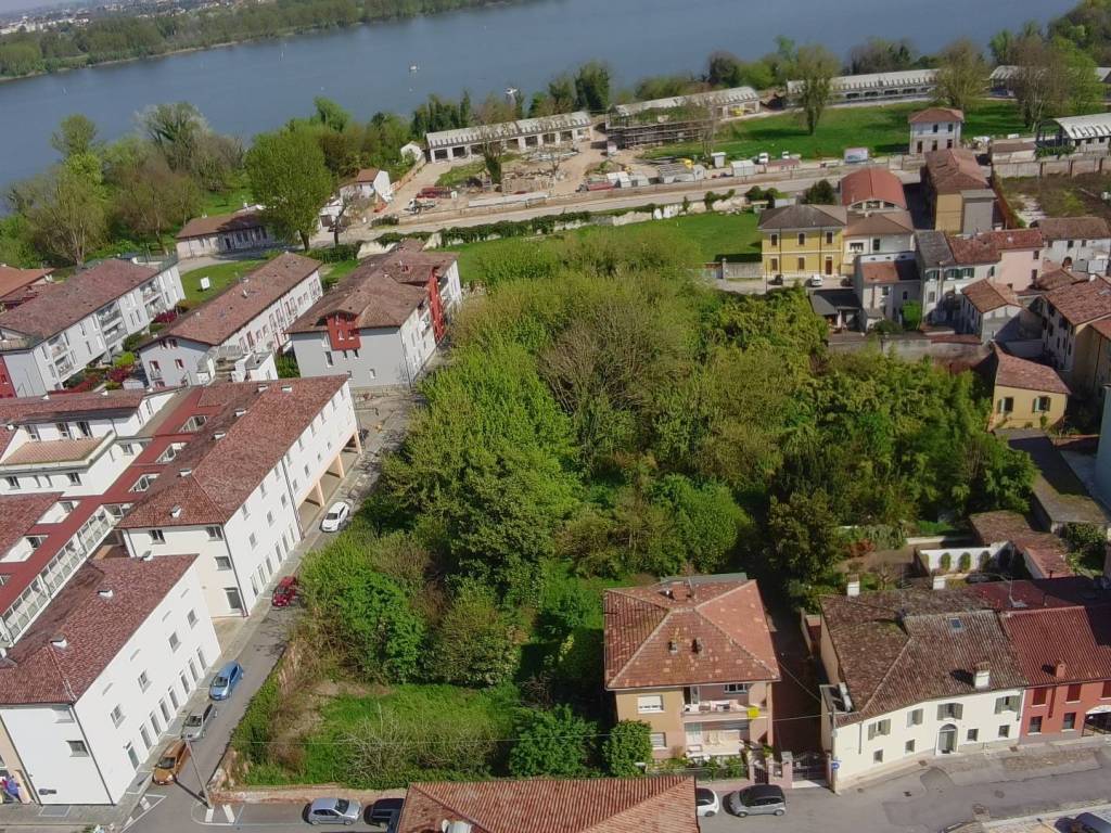 Terreno a Mantova in Vicolo Maestro - Foto 5