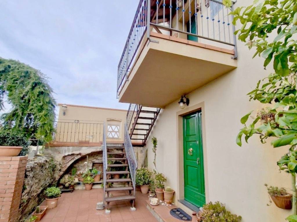 Villa a San giuliano terme in Via Traversagna - Foto 2