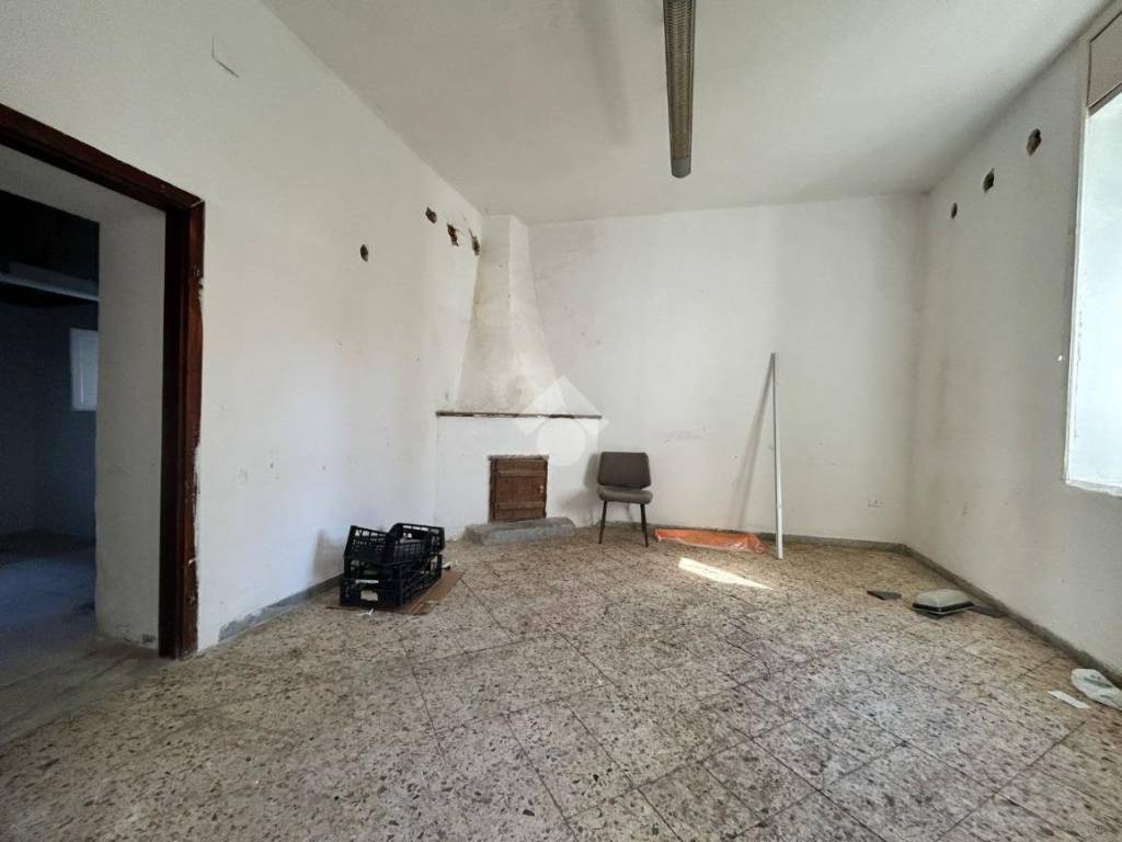 Casa indipendente a Salerno in Via Casa De Rosa, 5 - Foto 3
