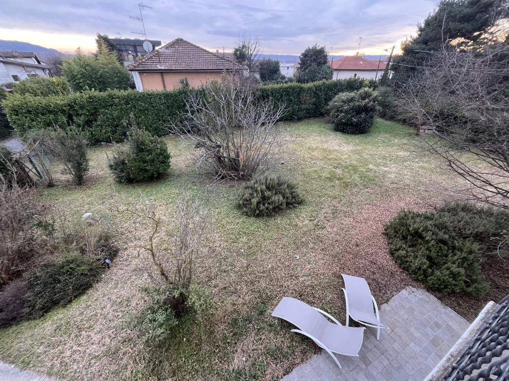Villa a Angera in Via Monte Grappa - Foto 5