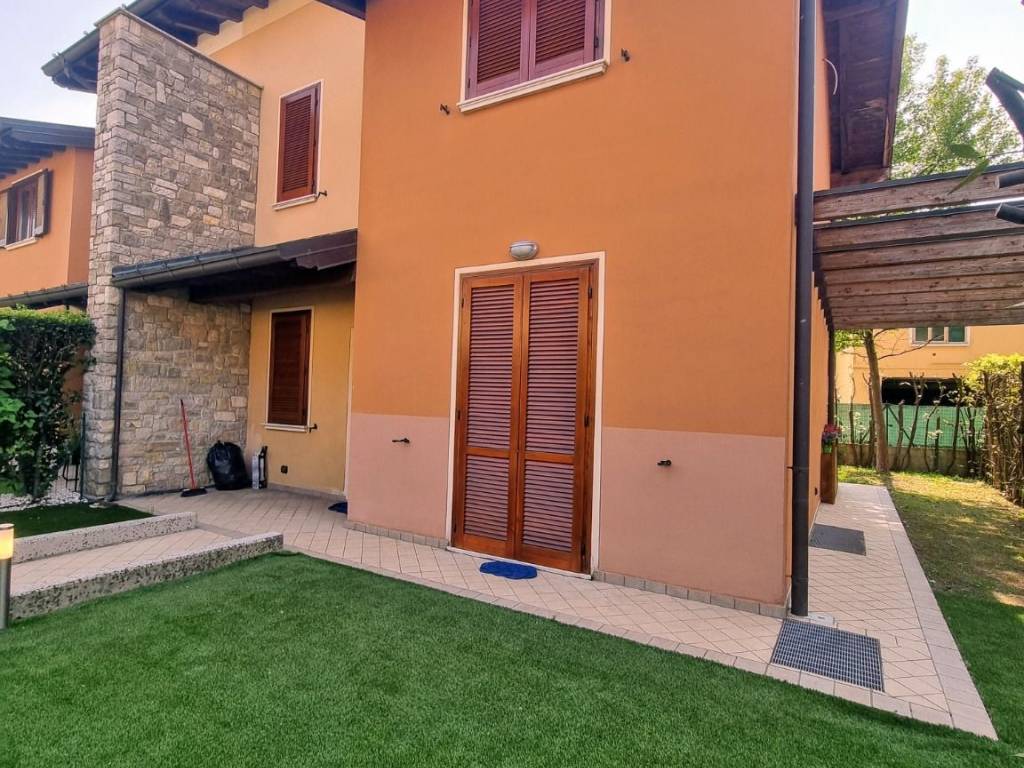 Villa a Lonato del garda in Via Marziale Cerutti, 84 - Foto 3