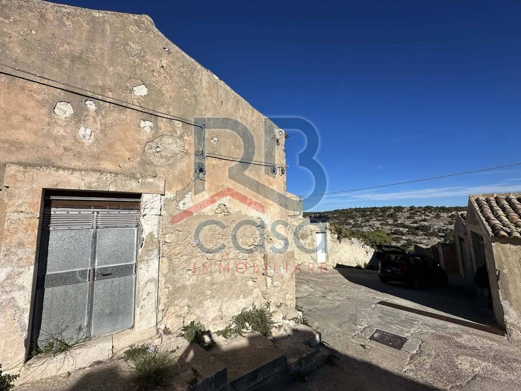 Casa indipendente a Ispica in Via Girolamo Savonarola - Foto 4