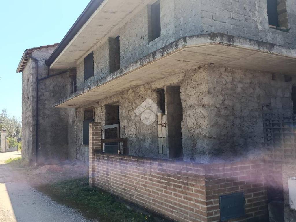 Rustico / casale a Alatri in Via Latina, 29 - Foto 2