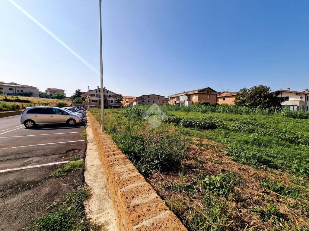 Terreno a Sant'agata de' goti in Via Santisi - Foto 2