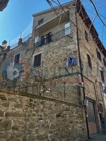 Palazzo / stabile a Bettona in Piazza Camillo Benso di Cavour, 1 - Foto 5