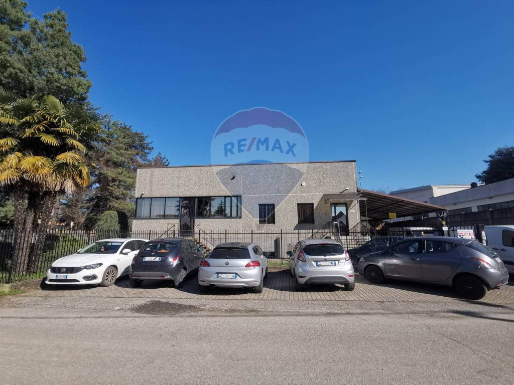 Immobile a Samarate in VIA ORTIGARA, 16 - Foto 4