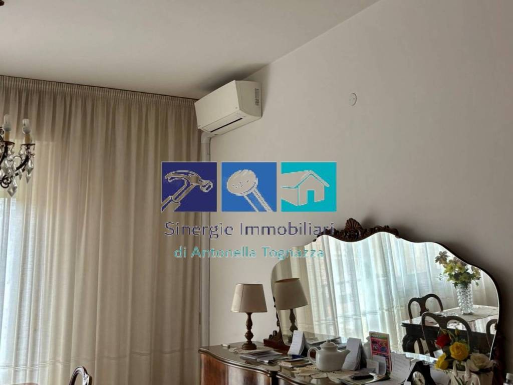 Appartamento a Falconara marittima in Via Lombardia - Foto 4