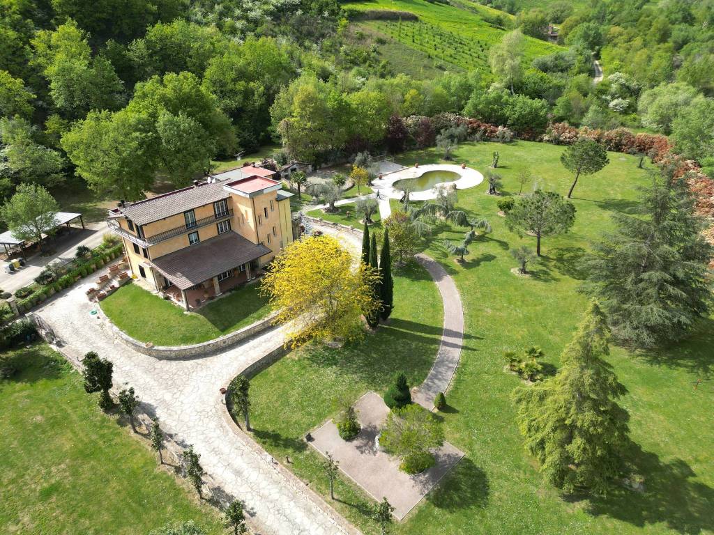 Villa a Fossalto in Contrada Tre Monti - Foto 4
