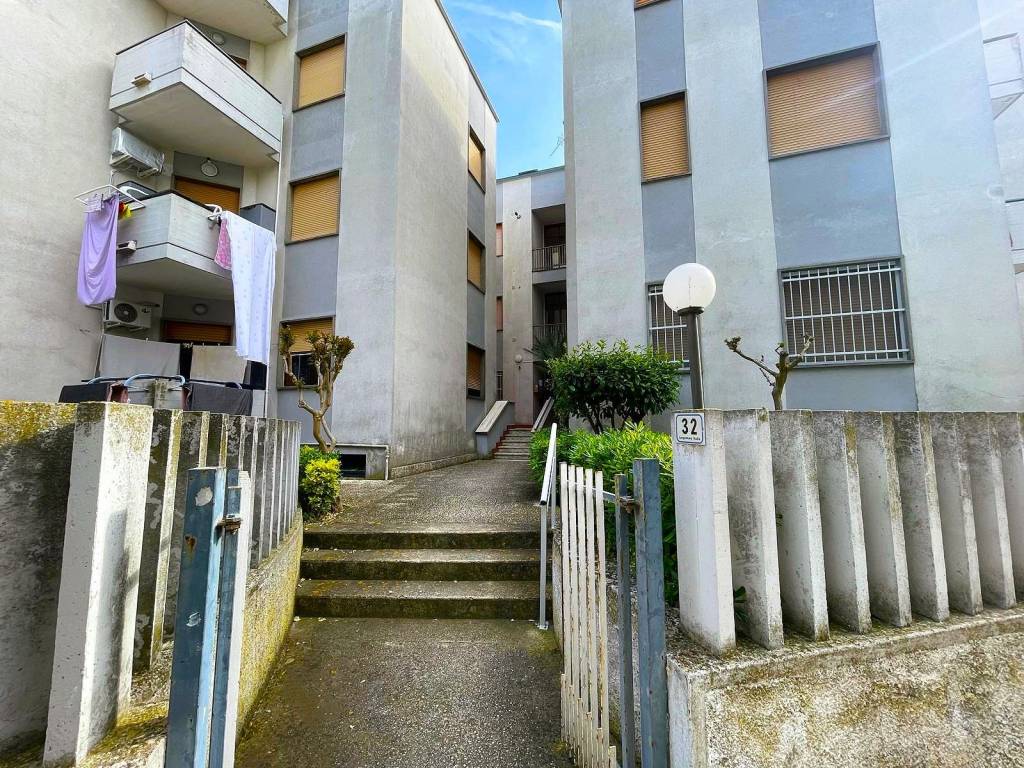 Appartamento a Martinsicuro in Lungomare Italia - Foto 3