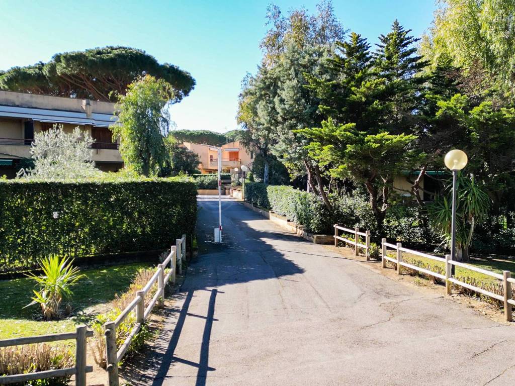 Appartamento a Castiglione della pescaia in Strada Provinciale delle Rocchette - Foto 3