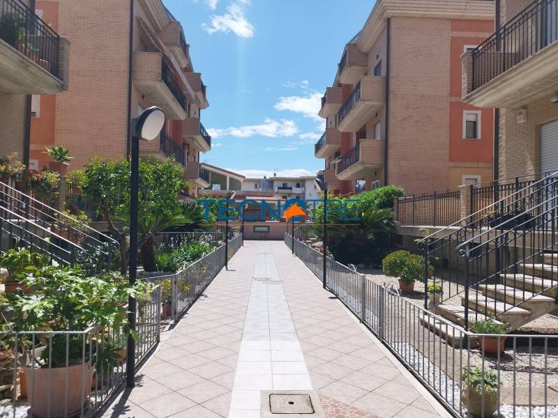 Appartamento a Martinsicuro in Via Cesare Balbo - Foto 4