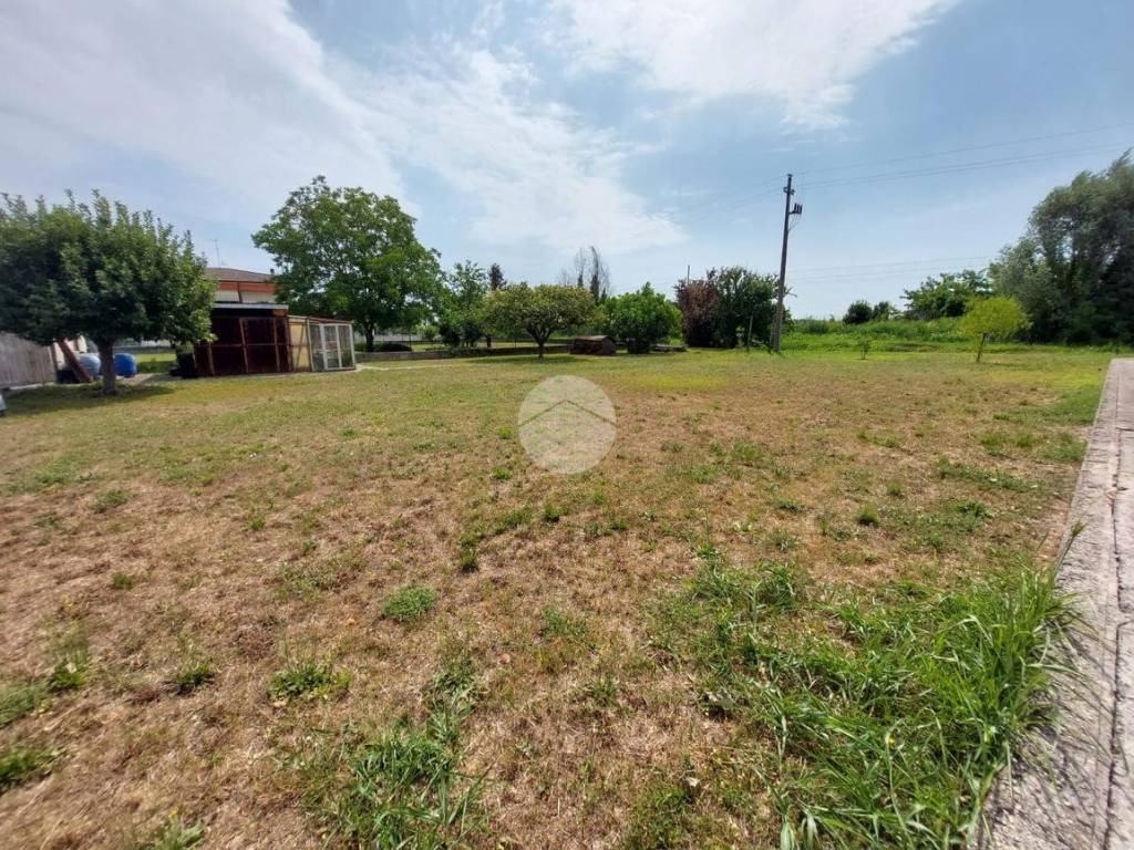 Terreno a San giorgio bigarello in VIA DI VITTORIO - Foto 2