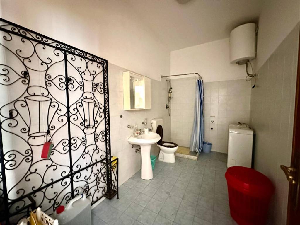 Appartamento a Cinisi in Via Generale Vito Artale - Foto 5