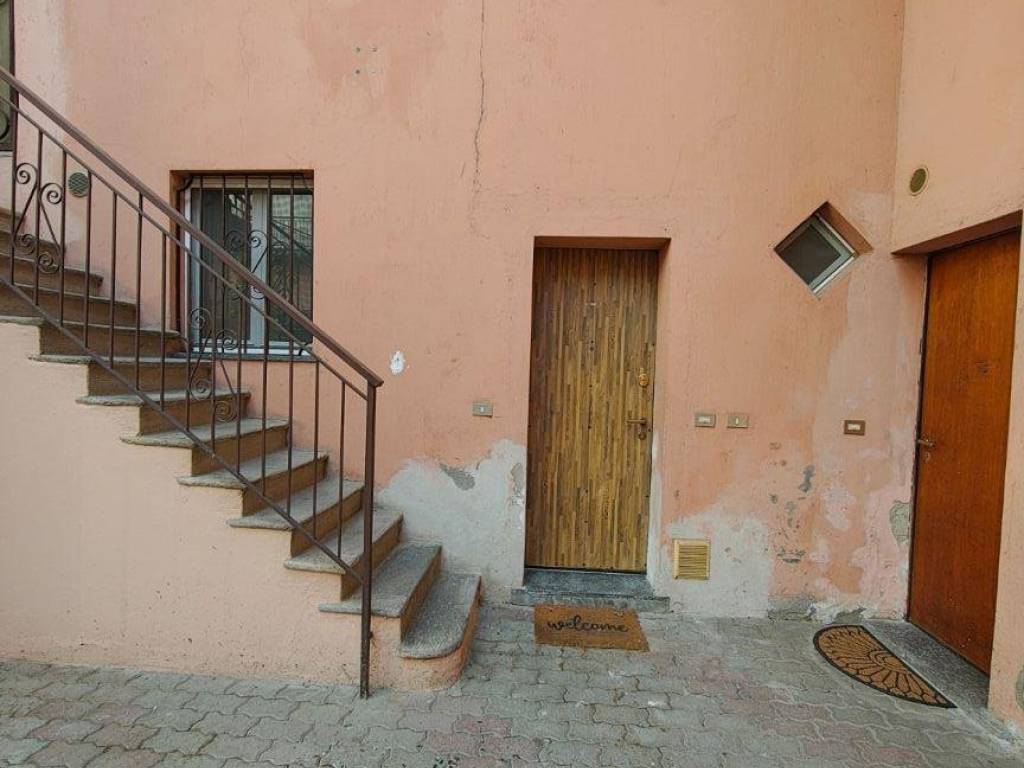 Appartamento a Pavia in Viale Cremona, 6 - Foto 2