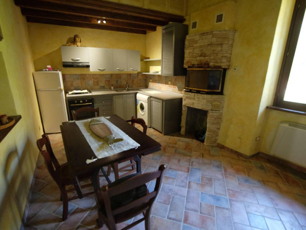 Appartamento a Torri in sabina in Via Porta Martino - Foto 2