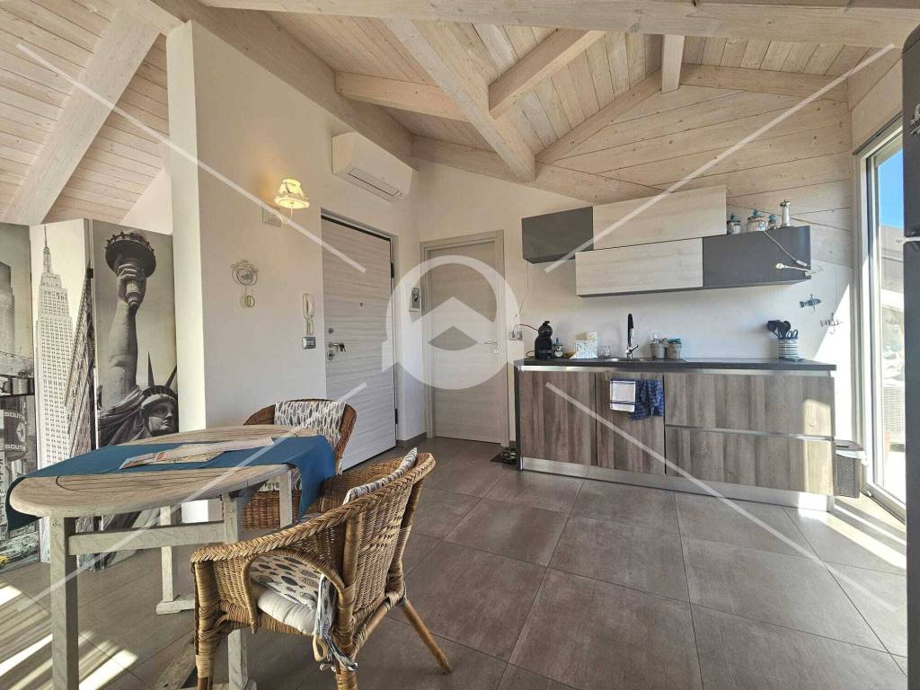 Appartamento a Loano in Via Aurelia, 436 - Foto 2