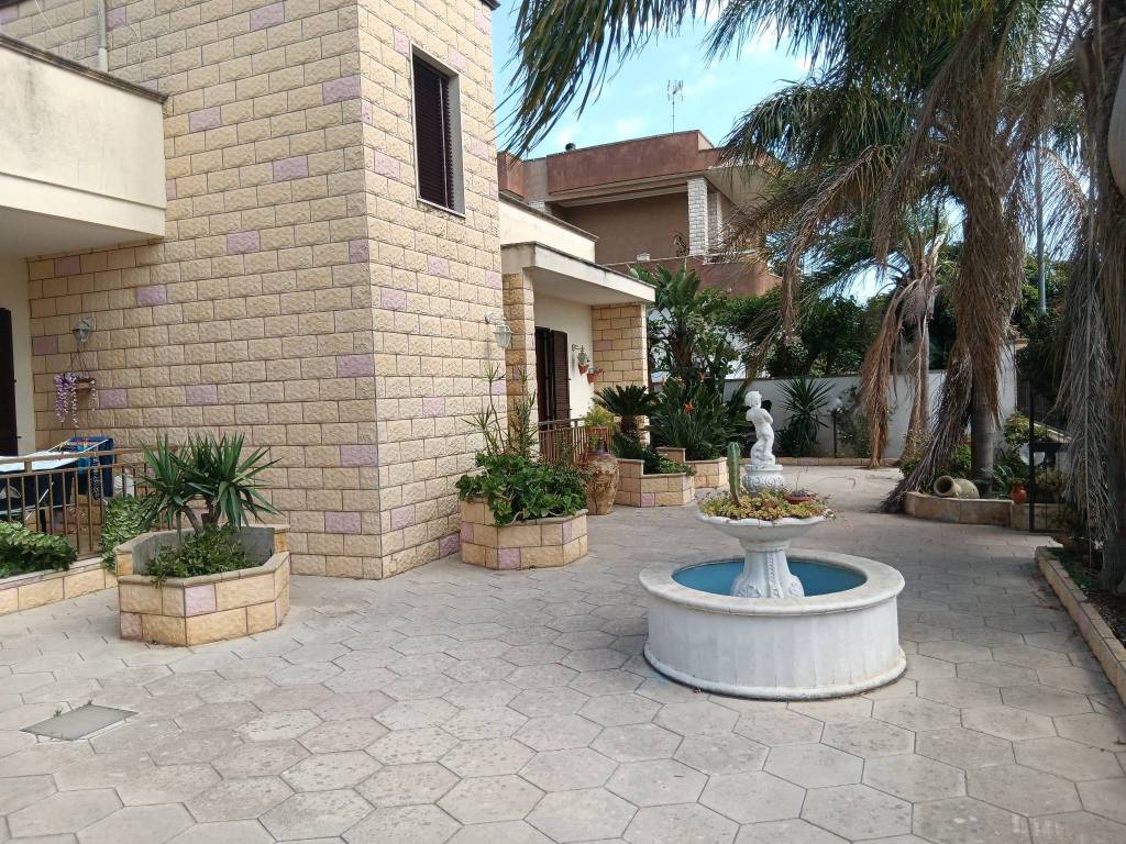 Villa a Lecce in Via Filippo Lippi, 16 - Foto 2