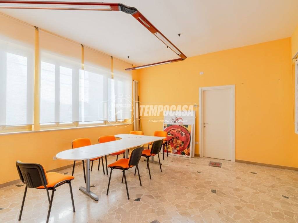 Immobile a Macerata in Galleria Commercio - Foto 2