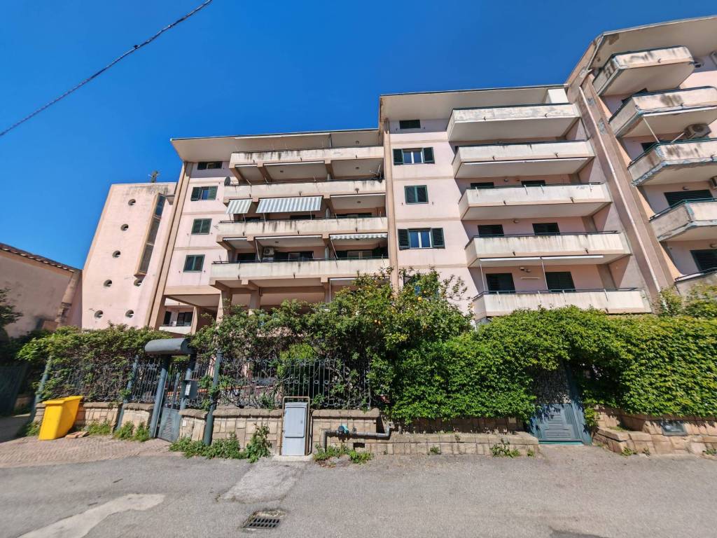 Appartamento a Caserta in Via Achille Tedeschi, 15 - Foto 2