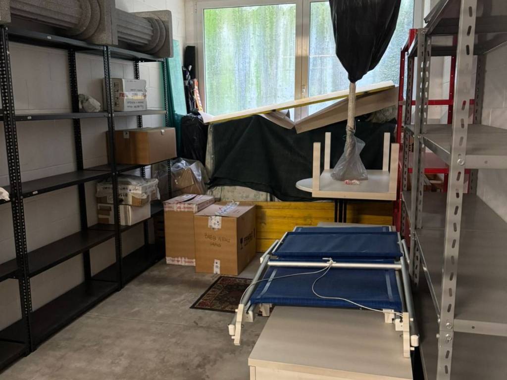 Box / garage a Montebelluna in Via Dino Buzzati - Foto 4