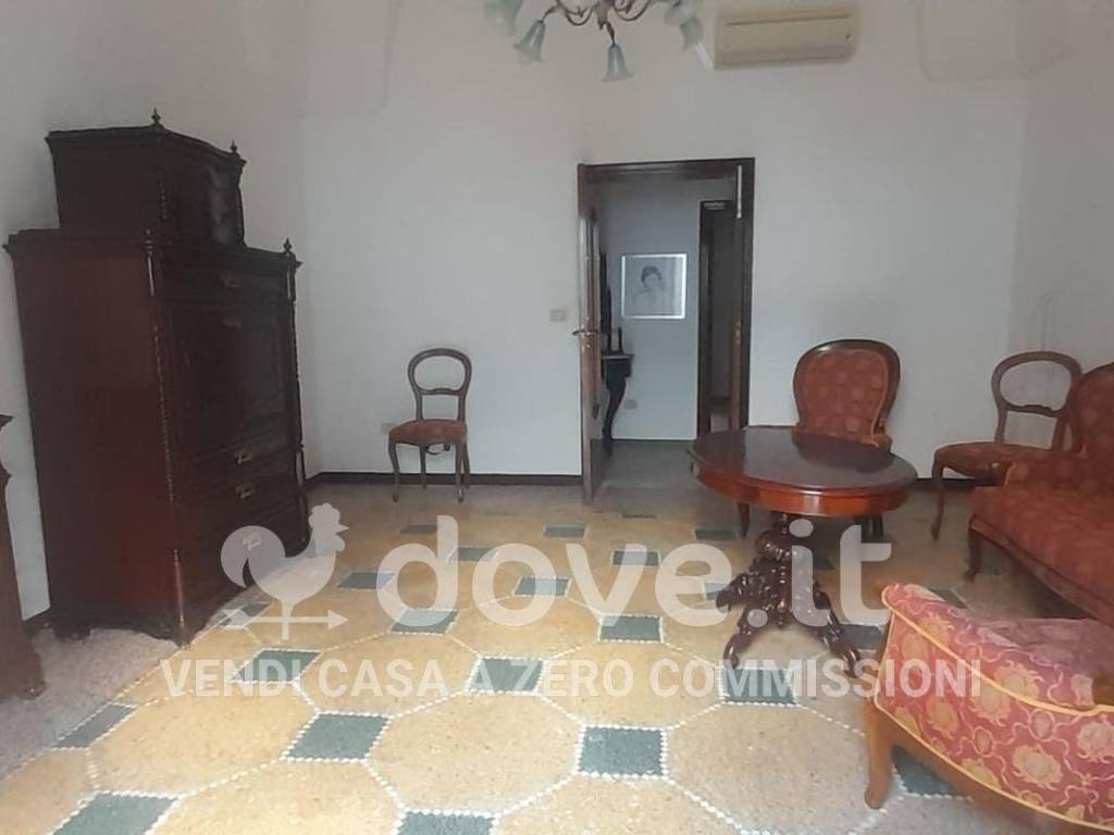 Casa indipendente a Avetrana in Via Roma - Foto 2