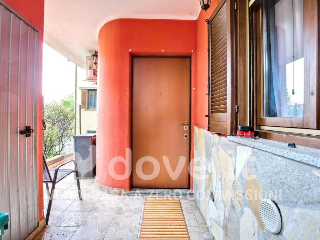 Appartamento a Luino in Via dei Lori, 21 - Foto 4