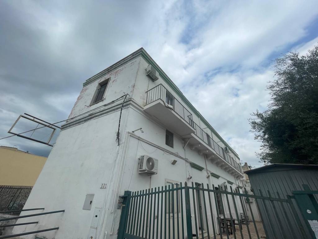 Casa indipendente a Taranto in Viale Unità d'Italia, 371, 74122 Taranto TA, Italia - Foto 2