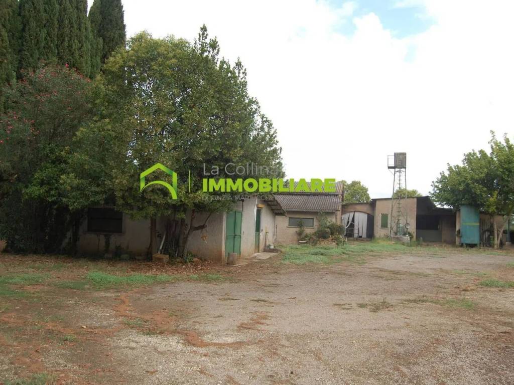 Terreno a Cisterna di latina in Strada Statale 7 - Foto 4