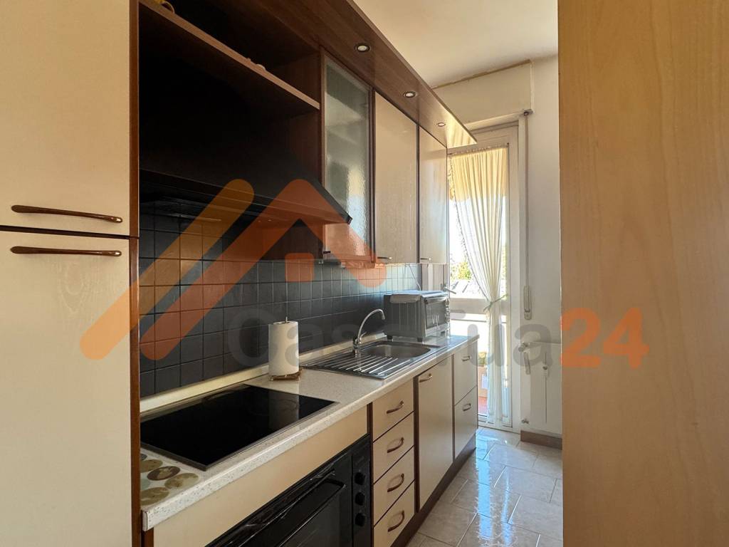 Appartamento a Cantù in Via Cesare Battisti, 3 - Foto 5