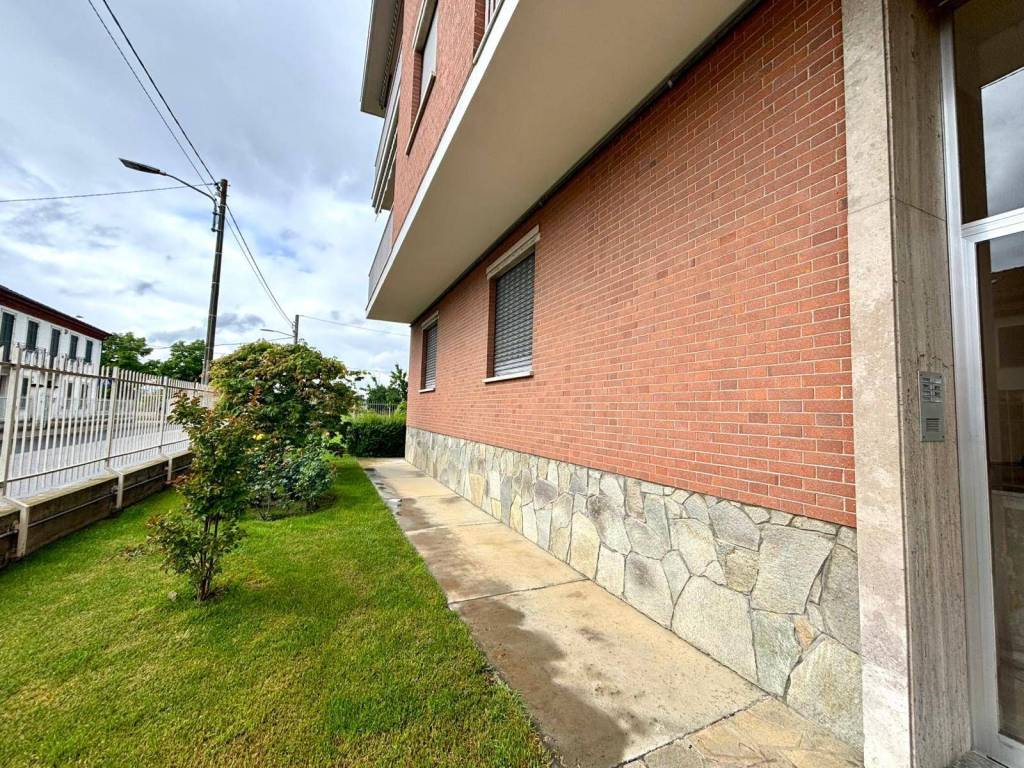 Appartamento a Alessandria in Via Osvaldo Remotti, 56 - Foto 4