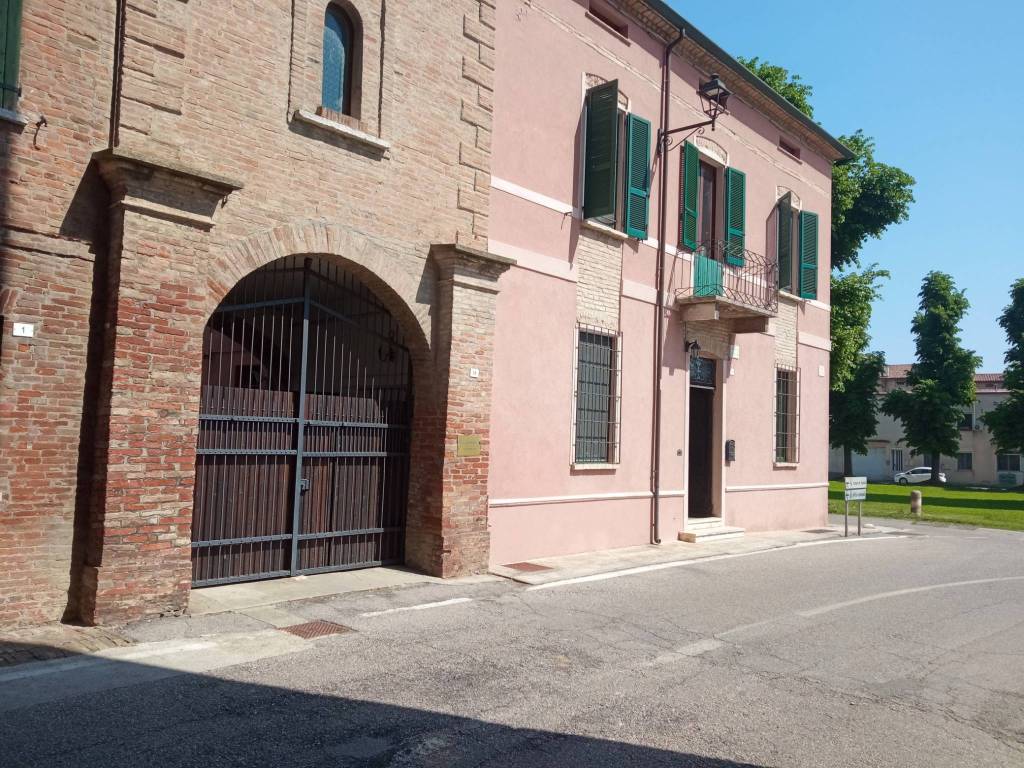 Palazzo / stabile a Borgo mantovano in Piazza Castello, 15 - Foto 3