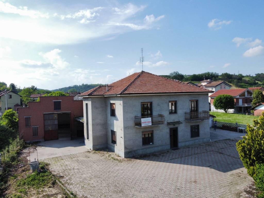 Rustico / casale a Govone in Via Alcide De Gasperi - Foto 5