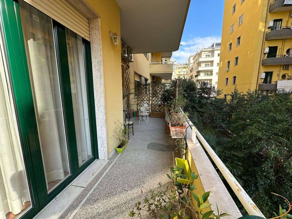 Appartamento a Napoli in via SAN PASQUALE A CHIAIA - Foto 4