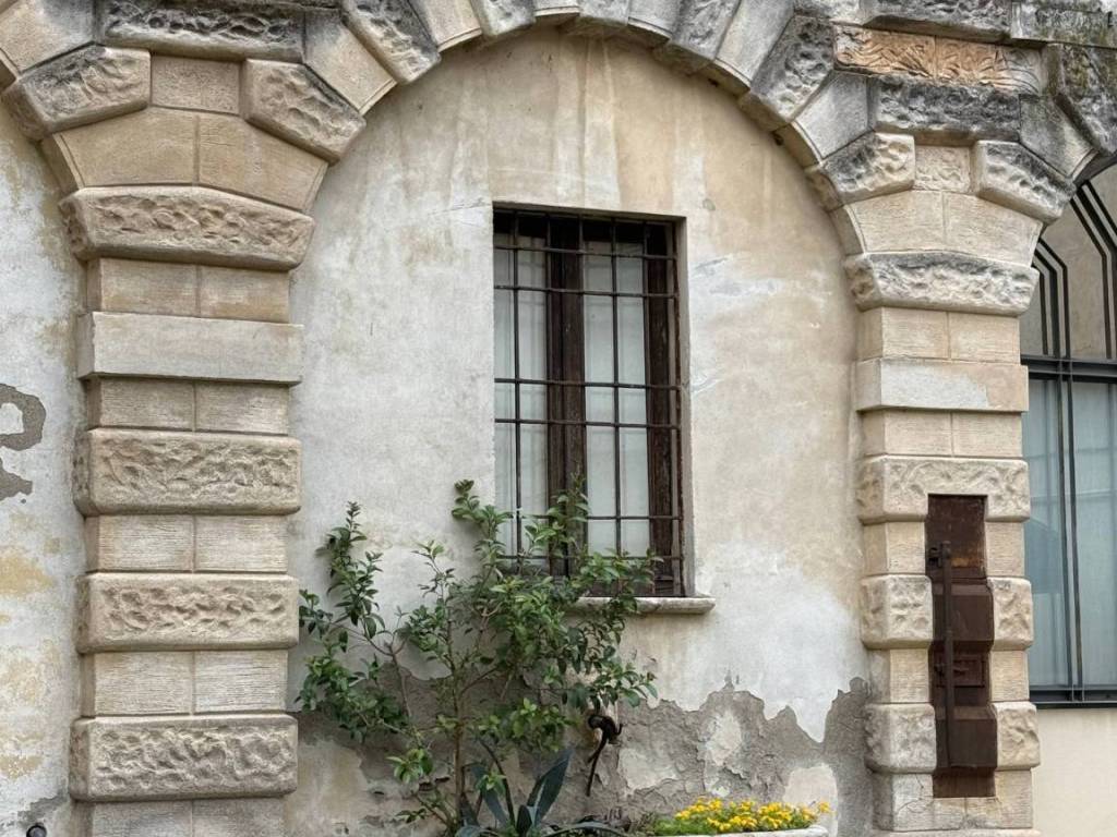Appartamento a Mantova in Corso Vitt. Emanuele - Foto 3