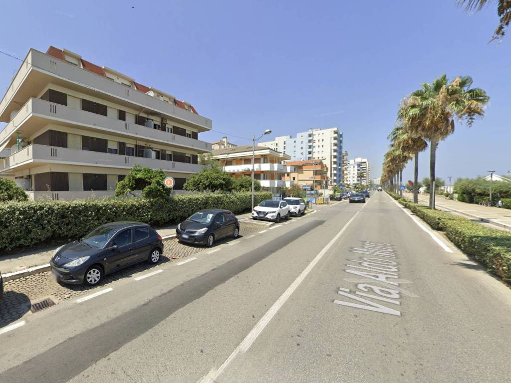 Appartamento a Montesilvano in Viale Abruzzo, 60 - Foto 2