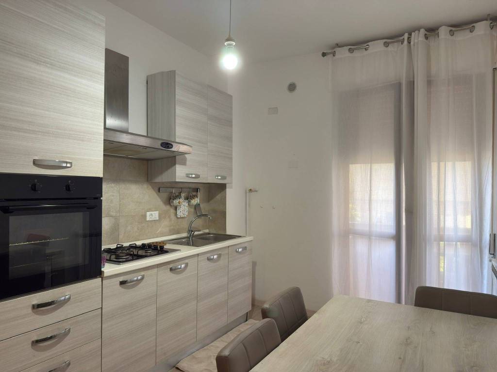 Appartamento a Montesilvano in Viale Abruzzo, 60 - Foto 4