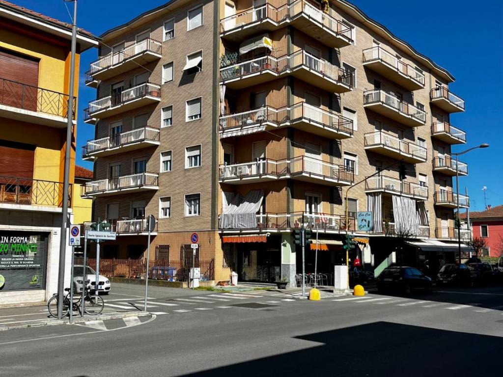 Appartamento a Santhià in Corso Sant'Ignazio da Santhià, 34 - Foto 2