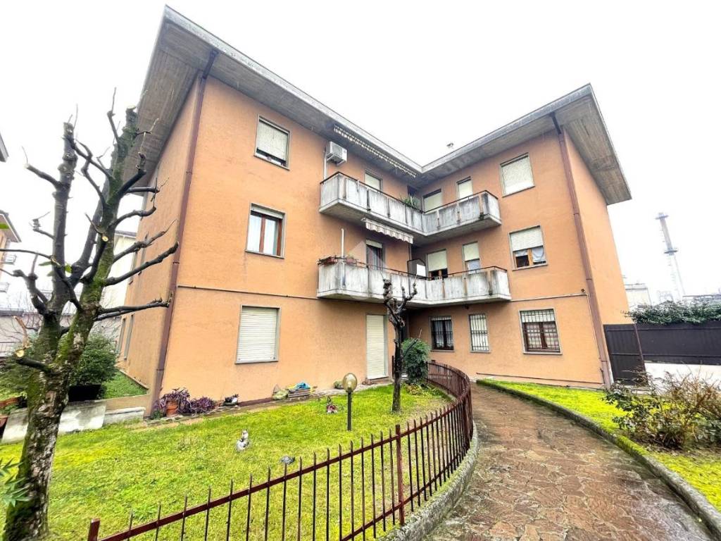 Appartamento a Cremona in Via Carlo Darlerio - Foto 2