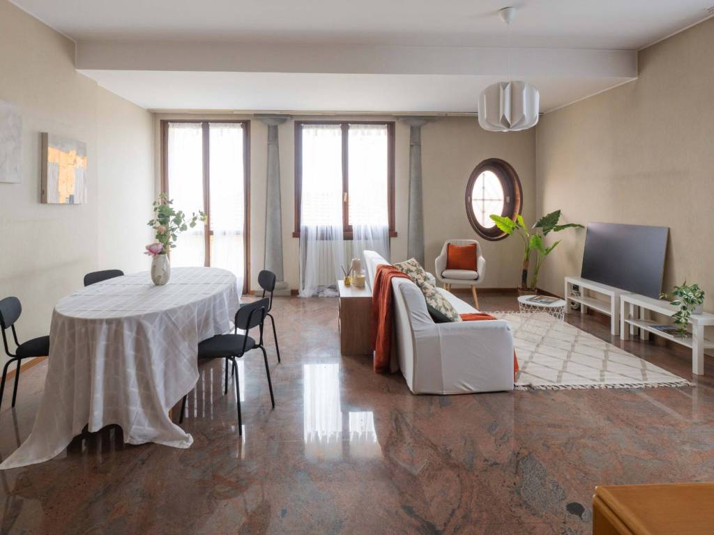 Appartamento a Bergamo in Via Pietro Isabello, 13 - Foto 3
