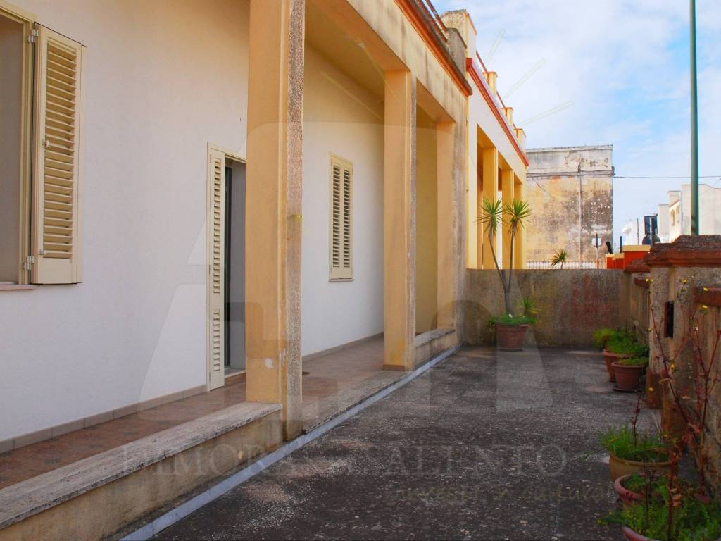 Casa indipendente a Castrignano del capo in Via Adua, 14 - Foto 5