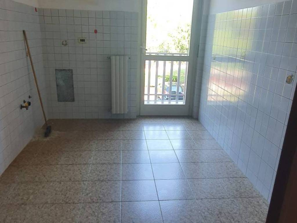 Appartamento a Asti in Via Giacomo Scotti - Foto 3