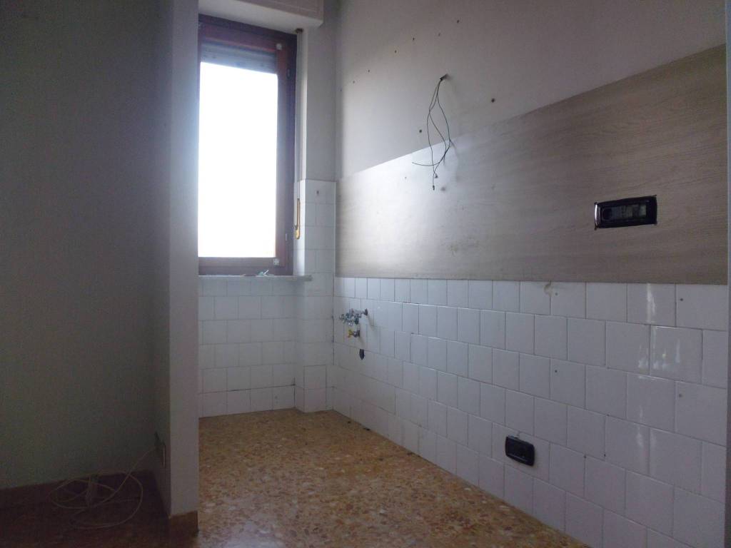Appartamento a Moncalieri in Strada Tagliaferro - Foto 3