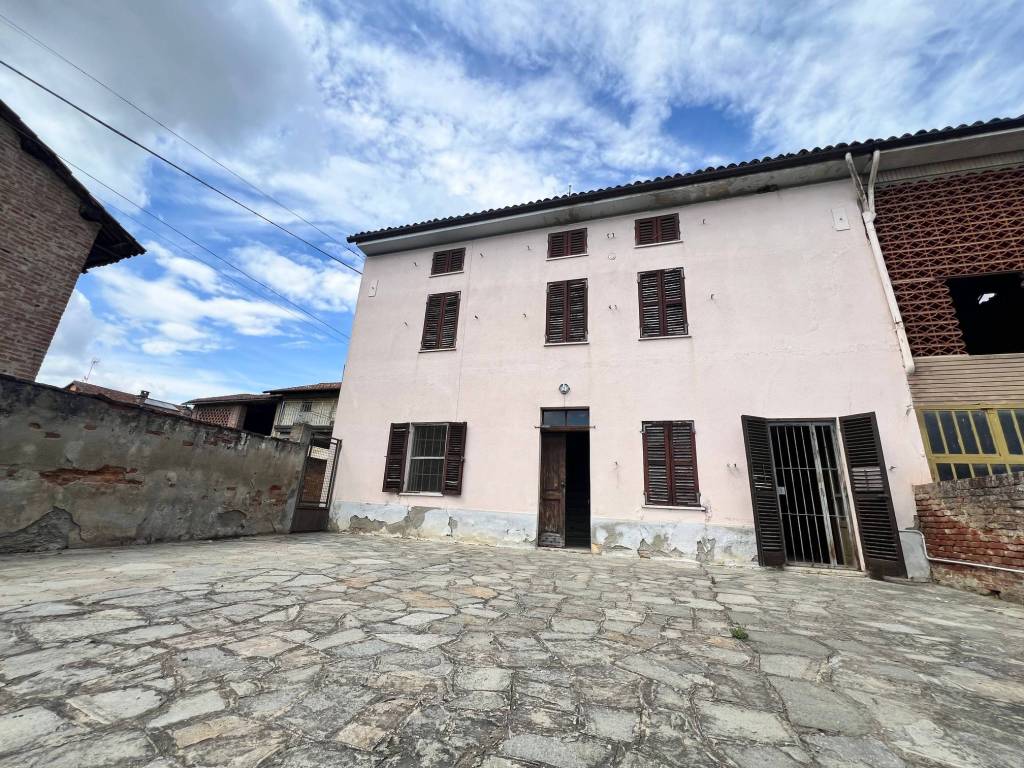 Rustico / casale a Nizza monferrato in Viale dei Partigiani, 21 - Foto 2