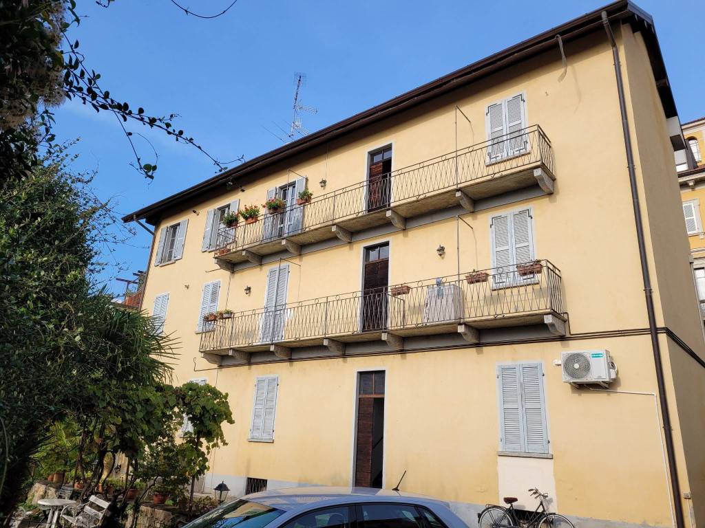 Appartamento a Arona in Via Roma, 61 - Foto 2