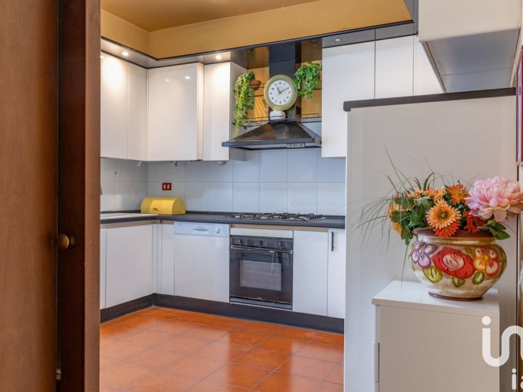 Appartamento a Recanati in Viale Largo Monte Cardosa - Foto 2
