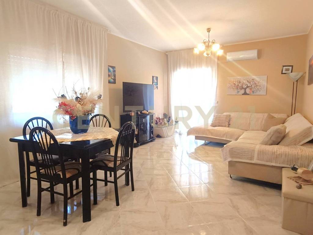 Appartamento a Messina in Via Madonna del Guidare - Foto 3